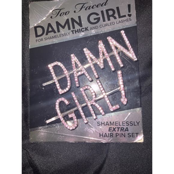 NEW Too Faced 2 PC PIN SET Damn Girl Hair Pins Pink CRYSTALS Jeweled - Picture 3 of 3